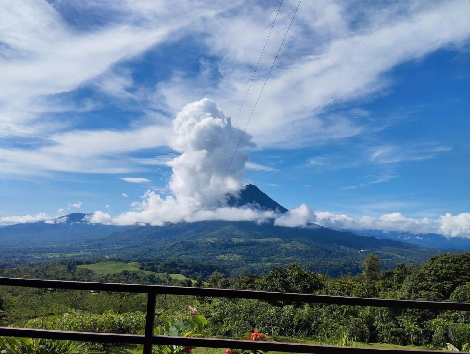 Encanto Arenal Lodge La Fortuna Værelse billede