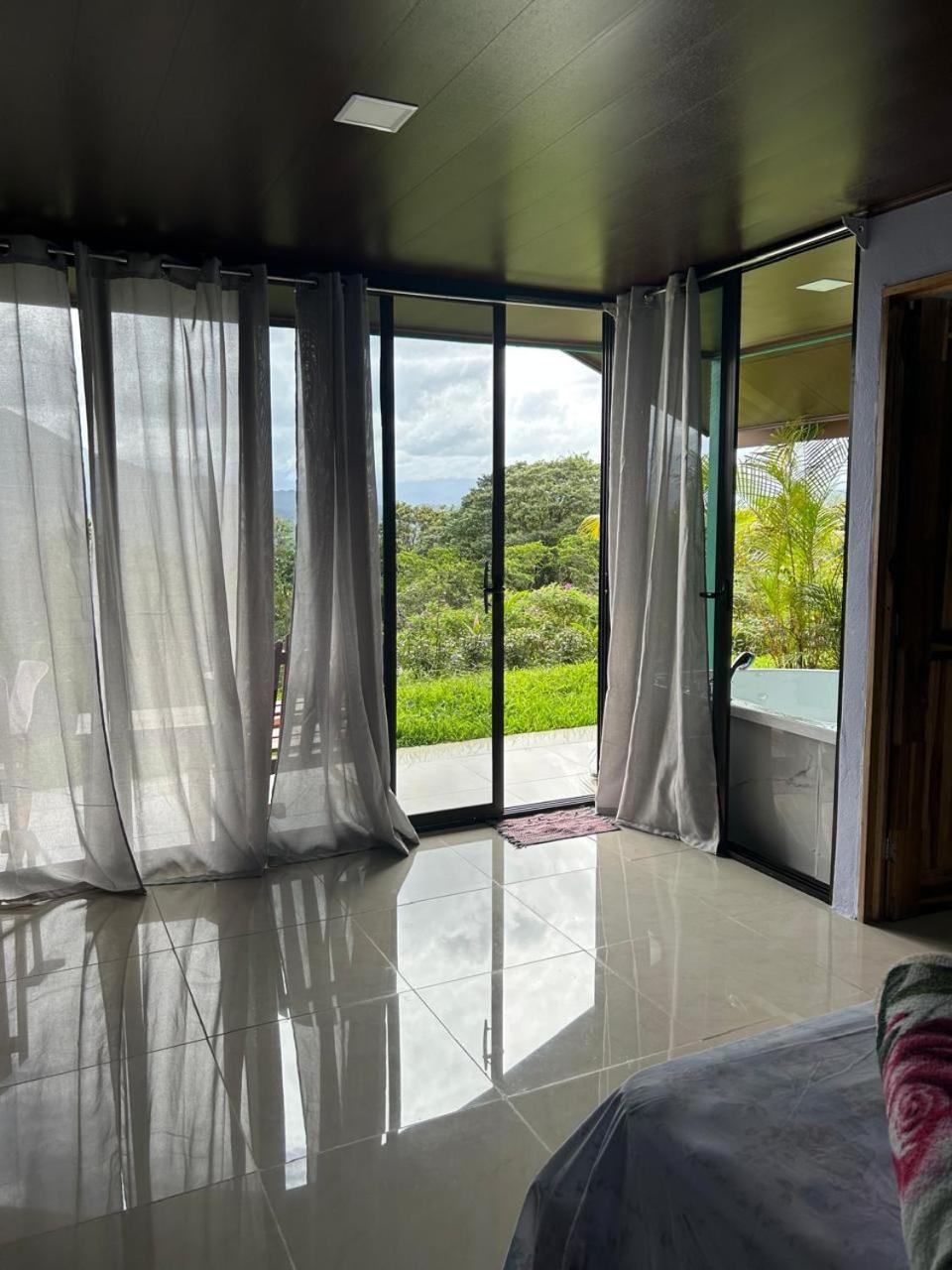 Encanto Arenal Lodge La Fortuna Værelse billede